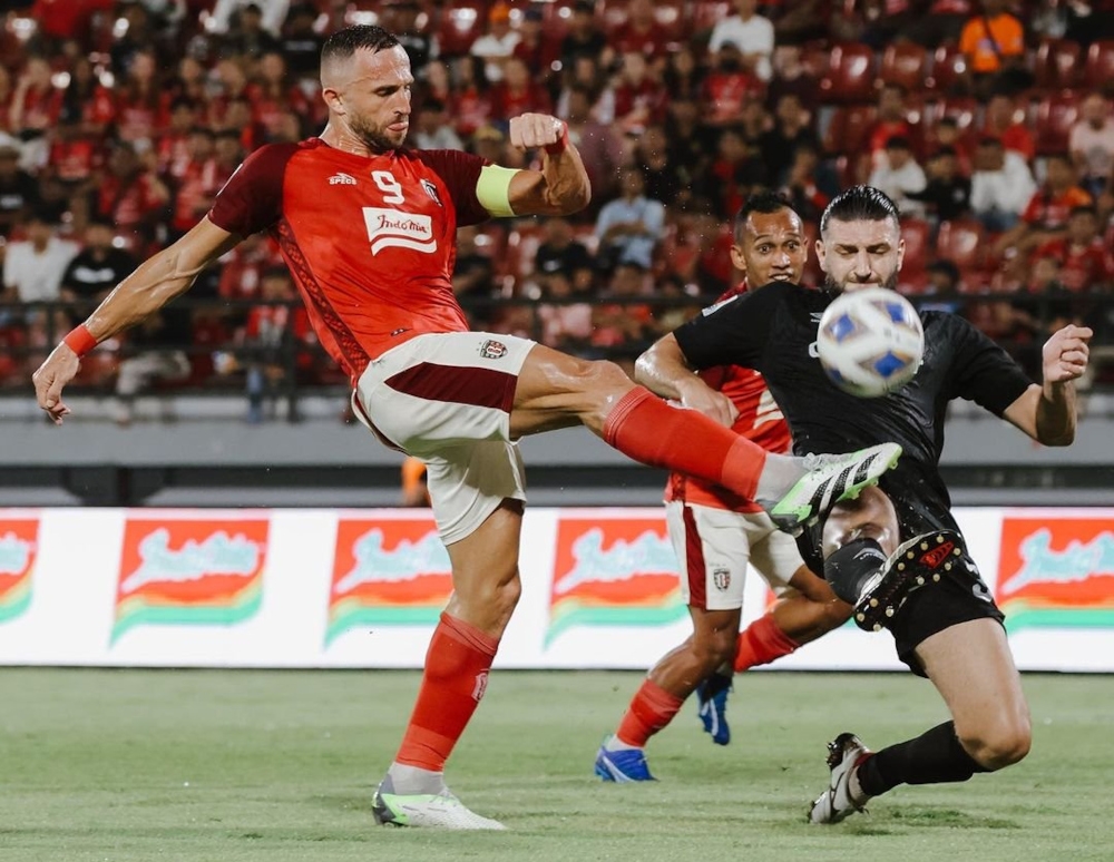 It was a feisty affair in the first half of the match which took place at the Kapten I Wayan Dipta Stadium in Bali, Indonesia, with both teams going for goal, but the score remained 0-0 till half-time. — Picture from social media 