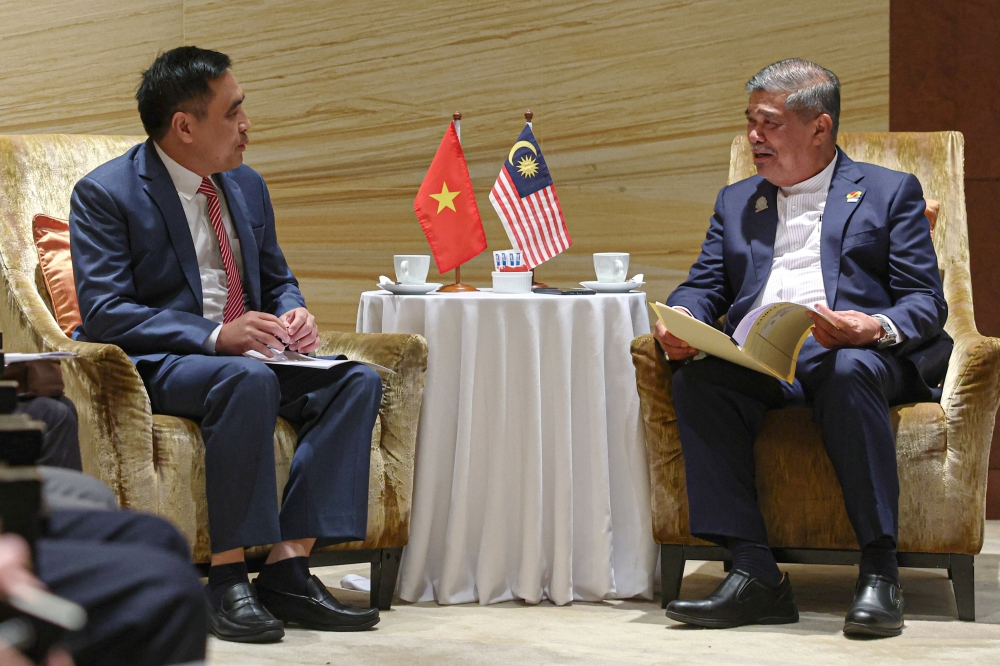 Minister of Agriculture and Food Security Datuk Seri Mohamad Sabu during a bilateral meeting with Vietnam’s Deputy Minister of Agriculture and Rural Development, Nguyen Quoc Tri in Kuala Lumpur, October 5, 2023. — Bernama pic  