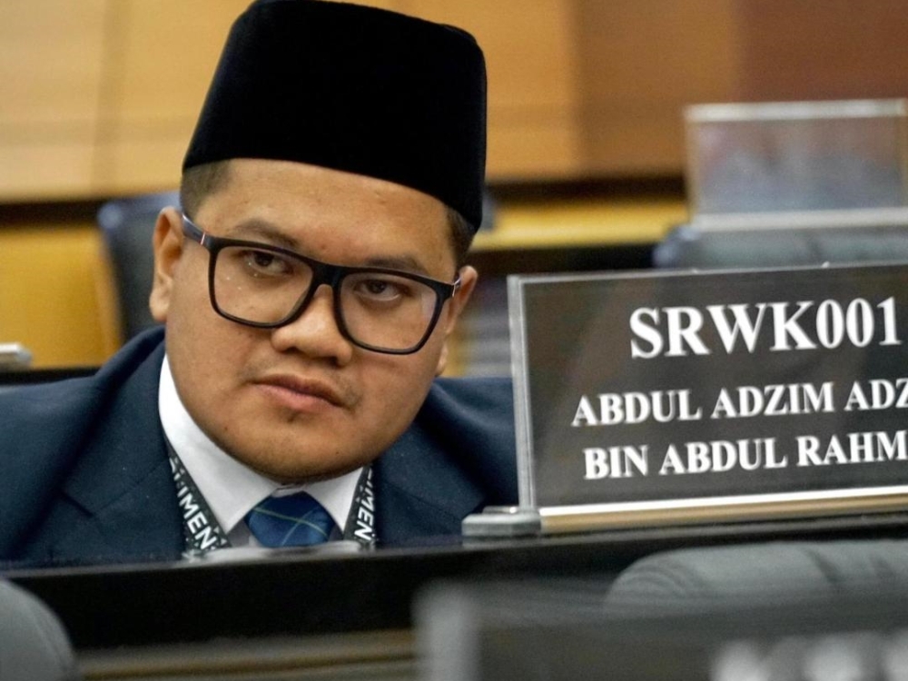 Sarawak Youth Member of Parliament Abdul Adzim Rahman said abolition of the programme was a backward step in the country’s history, in that it had dismantled a platform for youth empowerment. ― Borneo Post pic