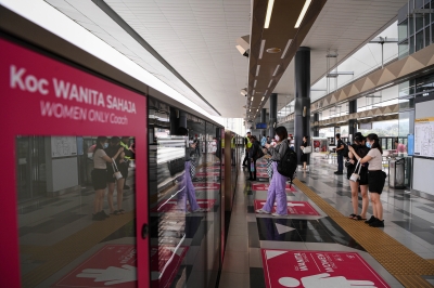 After men spotted on women-only MRT coaches, Rapid Rail says looking to educate public about usage - Vimarsana News