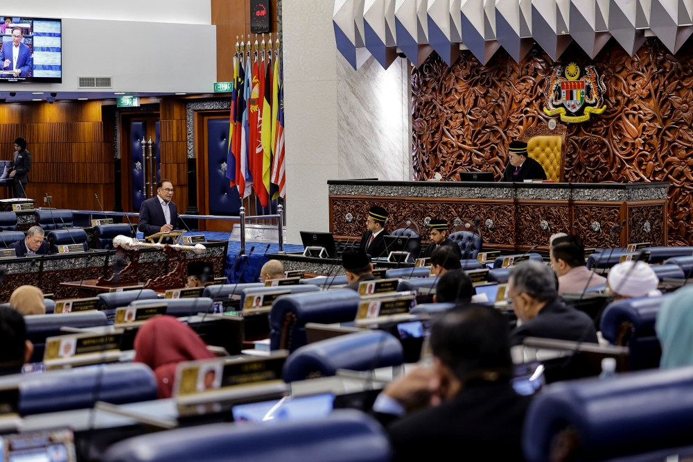 The Yang di-Pertuan Agong, Al-Sultan Abdullah Ri’ayatuddin Al-Mustafa Billah Shah, has given his consent to the 17 laws that were passed during the Second Meeting of the Second Session of the 15th Parliament, held from May 22 to June 15. — Bernama pic