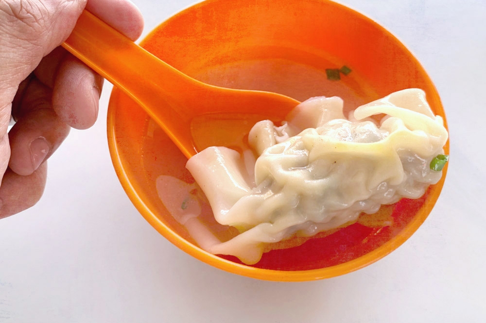 A fat and juicy 'sui kow'.