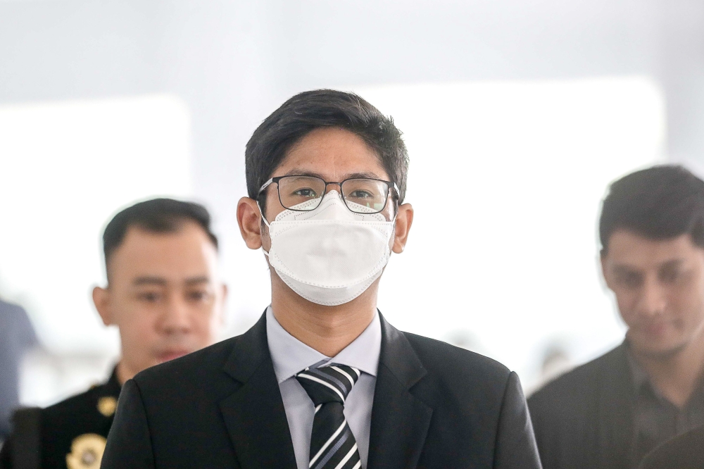 Bank Negara Malaysia Analyst Adam Ariff Mohd Roslan at Kuala Lumpur Court Complex October 10, 2023. — Picture by Sayuti Zainudin 