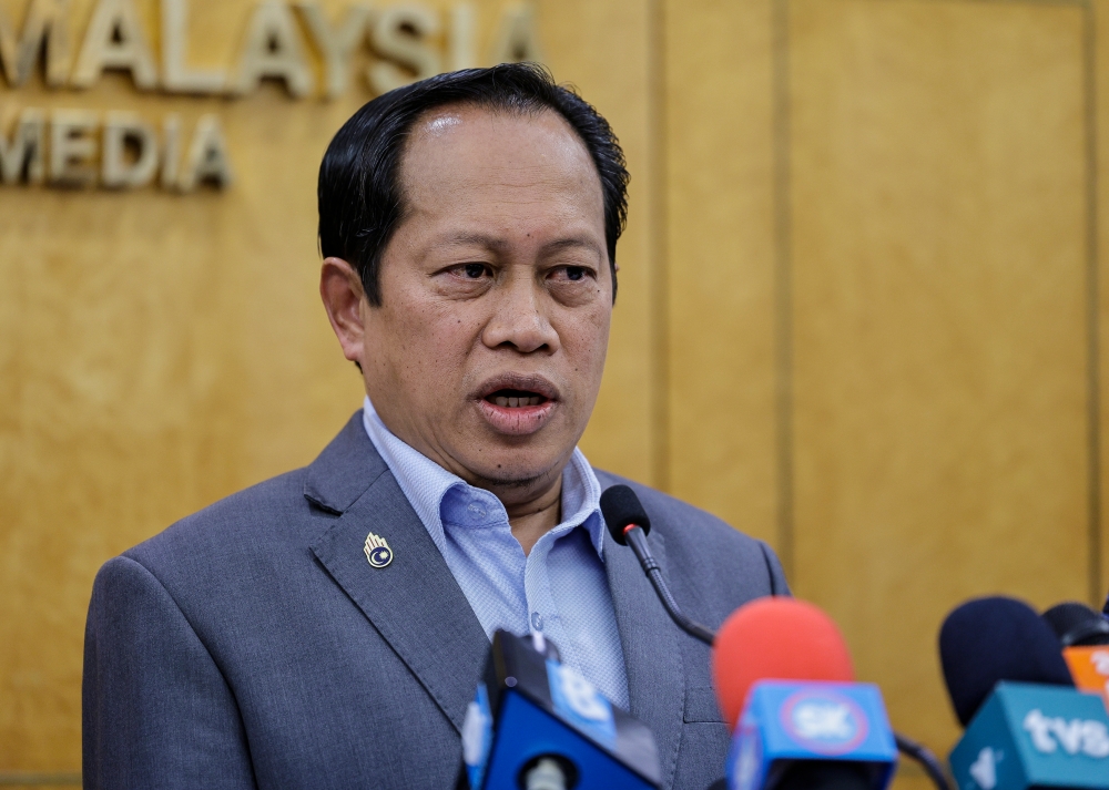 Deputy Finance Minister I Datuk Seri Ahmad Maslan said the proposed Act contains clear fiscal objectives and targets to be achieved by the government in the medium term. — Bernama pic 
