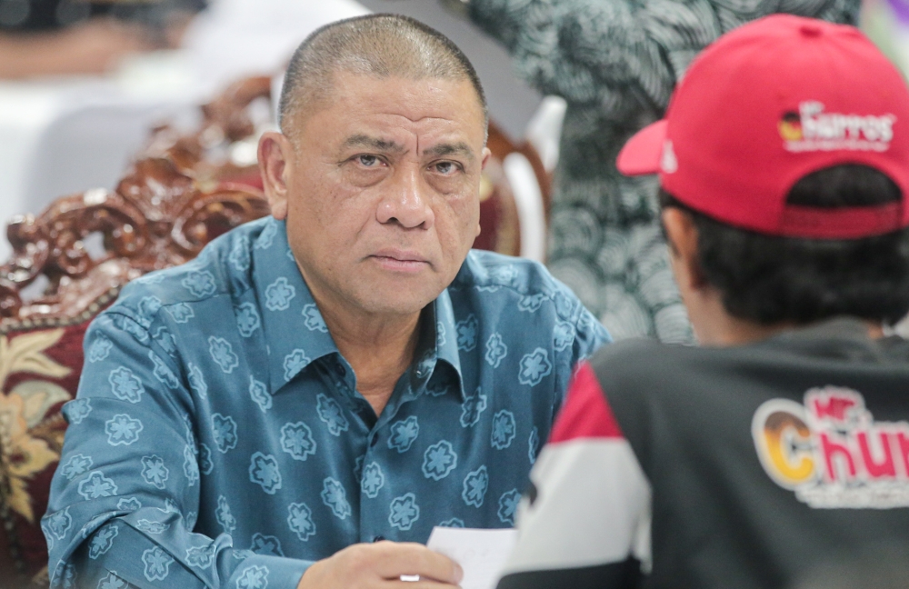 Perak Menteri Besar Datuk Seri Saarani Mohamad said the decision by the Perikatan Nasional lawmaker should be referred to the anti-party hopping law. — Picture by Farhan Najib