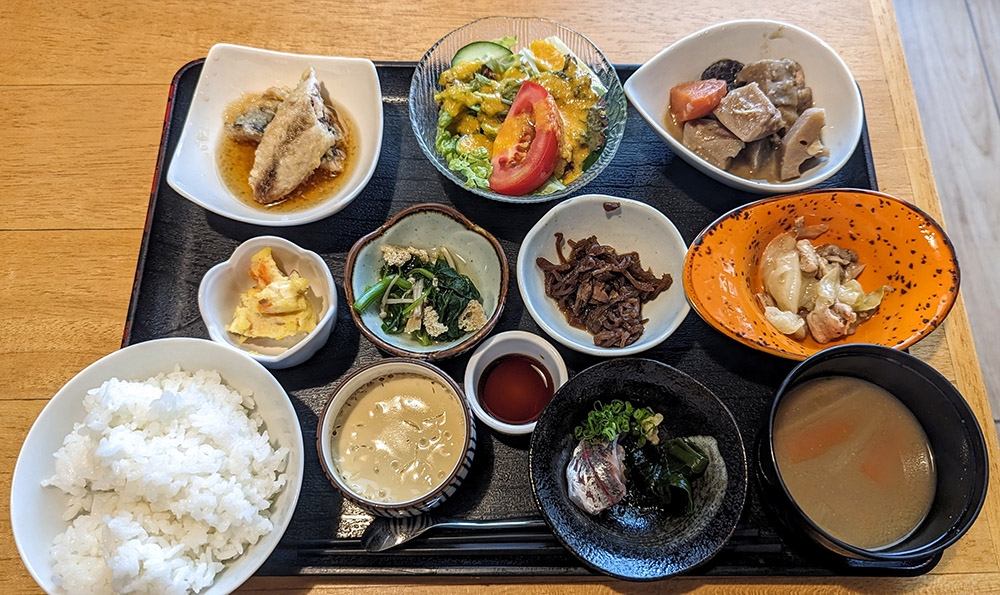 The Omakase Lunch Set at Yoshinari, all for a remarkable RM28 only. — Pictures by Ethan Lau