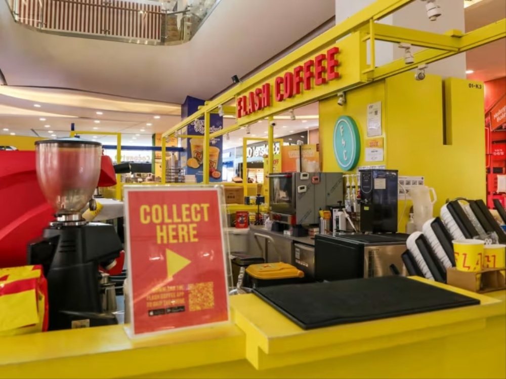 A Flash Coffee outlet at Jurong Point mall was closed on October 13, 2023. ― TODAY pic