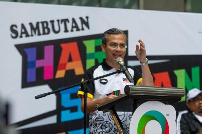 Fahmi leads delegation on four-day visit to Dubai, attending Gitex 2023 - Vimarsana News