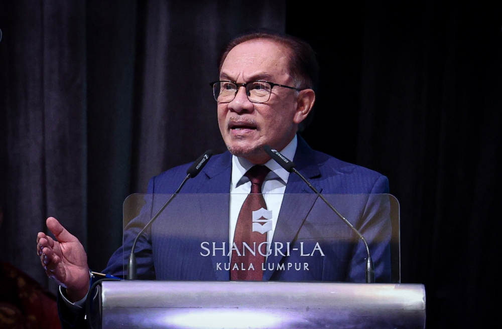The Humanitarian Trust Fund for the People of Palestine (AAKRP) managed by the Ministry of Foreign Affairs, is approaching its target of collecting RM100 million, with RM81 million raised so far, said Prime Minister Datuk Seri Anwar Ibrahim. — Bernama pic
