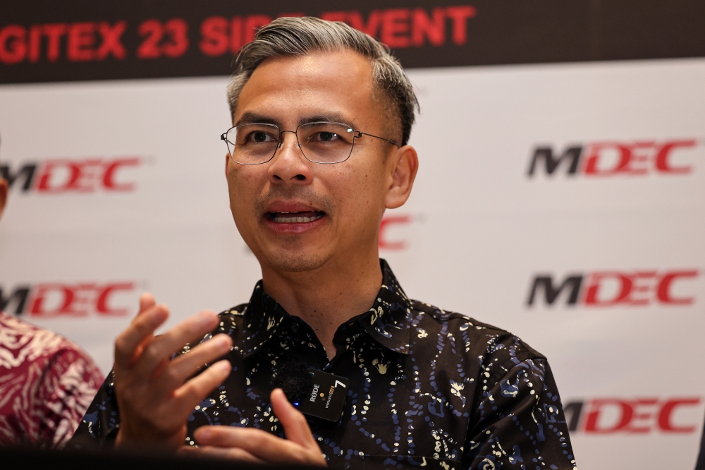 Communications and Digital Minister Fahmi Fadzil has criticised the action of PAS president Tan Sri Abdul Hadi Awang who described Prime Minister Datuk Seri Anwar Ibrahim as not taking a strong enough stand on the Palestinian issue. ― Bernama pic