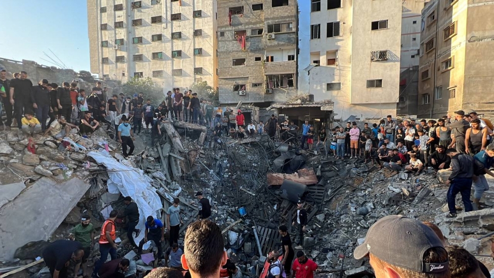 Palestinians said they had received renewed warnings from Israel’s military to move from north Gaza to the south of the strip, with the added warning that they could be identified as sympathisers with a “terrorist organisation” if they stayed put. — Reuters pic