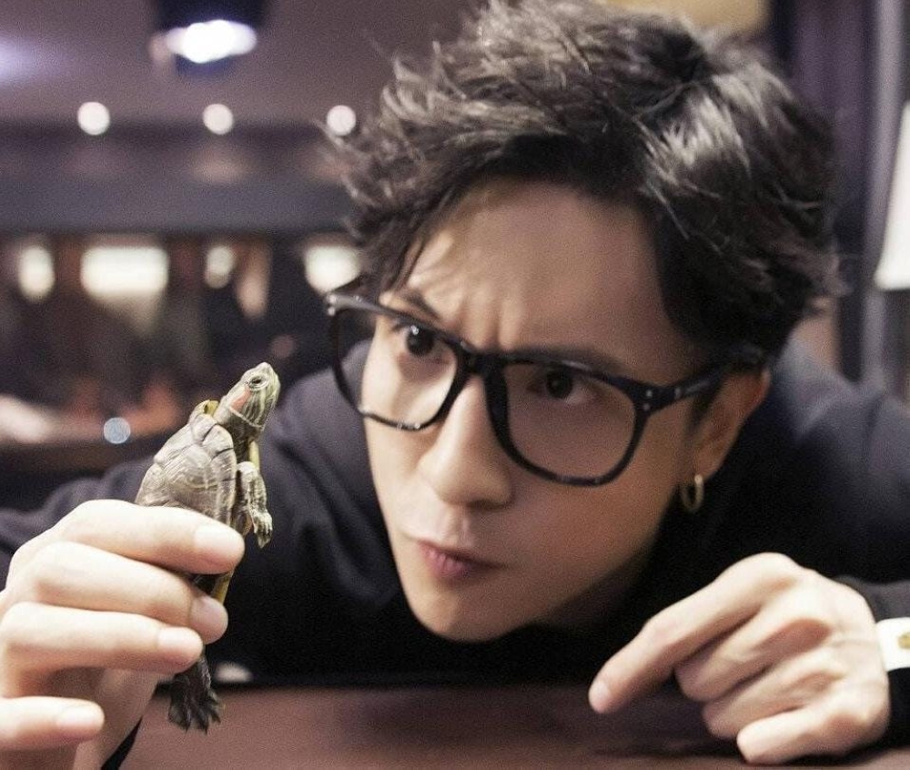 Chinese singer-songwriter and producer Joker Xue will be adding one more night to his Kuala Lumpur concert due to popular demand. — Picture via Facebook/ 薛之謙Joker Xue