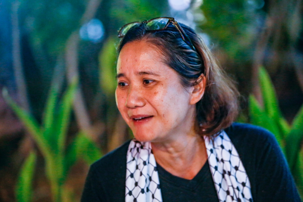Siti Baizura asks why world leaders are quiet in response to the conflict in Gaza. — Picture by Hari Anggara