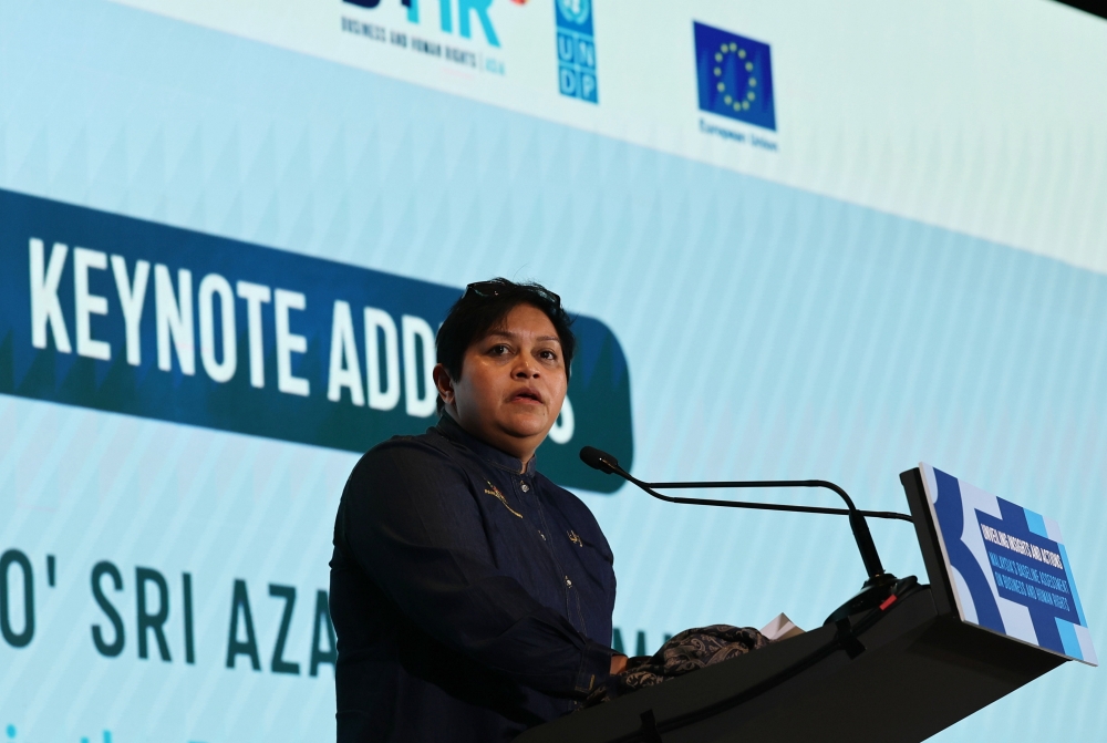 Minister in the Prime Minister’s Department (Law and Institutional Reform) Datuk Seri Azalina Othman Said delivers a speech at the Unveiling Insights and Actions: Malaysia’s Baseline Assessment on Business and Human Rights Conference in Kuala Lumpur October 25, 2023. — Bernama pic