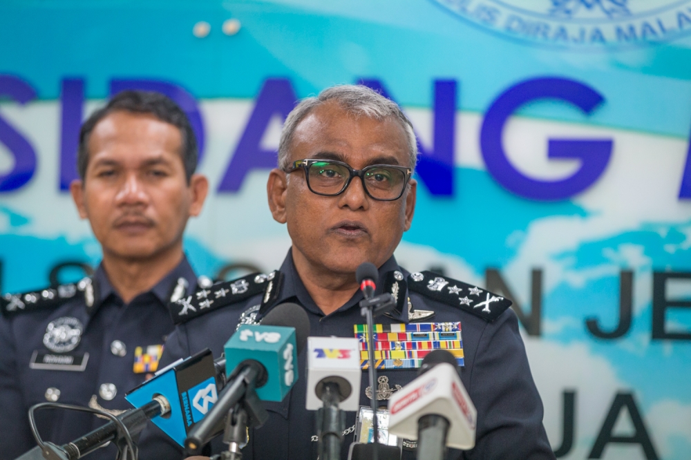 Commercial Crimes Investigation Department director Datuk Seri Ramli Mohamed Yoosuf addressing the media during a press conference in Kuala Lumpur October 26, 2023. — Picture by Raymond Manuel