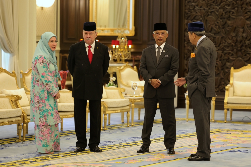 Yang di-Pertuan Agong Al-Sultan Abdullah Ri'ayatuddin Al-Mustafa Billah Shah seen here with Johor’s Sultan Ibrahim Almarhum Sultan Iskandar and Selangor’s Sultan Sharafuddin Idris Shah at Istana Negara October 27, 2023. ― Bernama pic