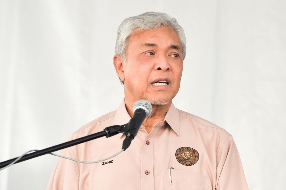 Deputy Prime Minister Datuk Seri Ahmad Zahid Hamidi says the Malaysian government will continue to support the Palestinian cause and will not yield to pressure from foreign powers on this issue. ― Picture by Miera Zulyana