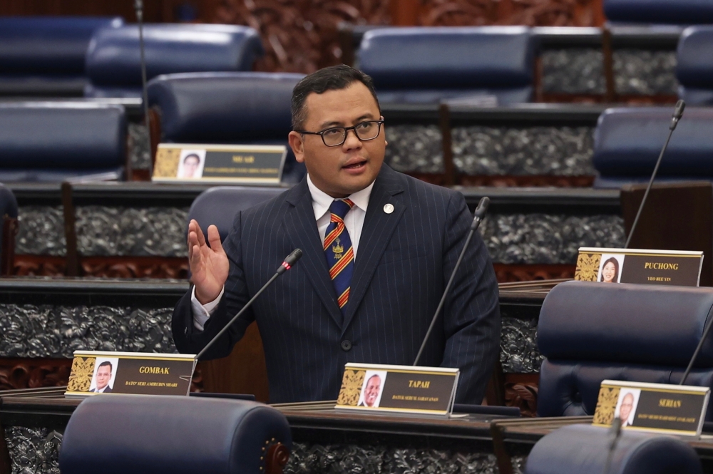 Selangor Menteri Besar Datuk Seri Amirudin Shari said only one election petition has been filed with regard to the Selangor state polls held in August. — Bernama pic