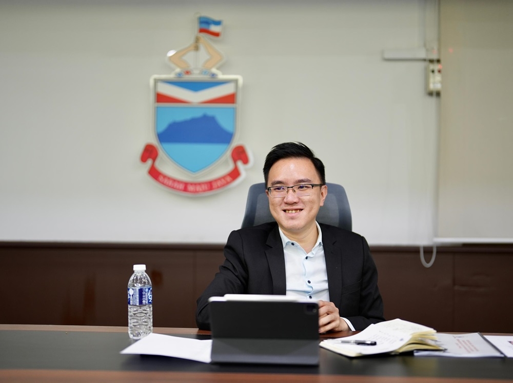 Sabah state minister Phoong Jin Zhe said he received confirmation from federal Deputy Education Minister Lim Hui Ying on the matter. — Borneo Post Online pic