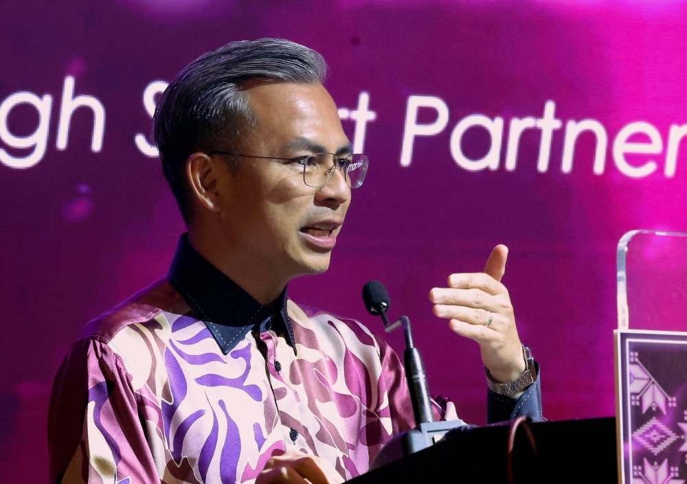 Communications and Digital Minister Fahmi Fadzil is determined to ensure that media practitioners will not face any retrenchments during his time helming the ministry. — Bernama pic