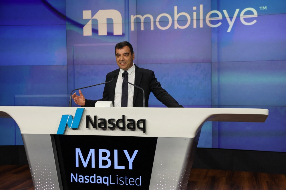 Professor Amnon Shashua, in a high-profile public rebuke from Israel’s private sector, said Netanyahu’s government was guilty of 'failures, dissonance and incompetence' since Hamas gunmen crossed from Gaza in a deadly rampage of southern Israeli towns on October 7. — Reuters pic