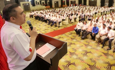 Warning for DAP elected representatives who failed to meet KPI, says party sec-gen - Vimarsana News