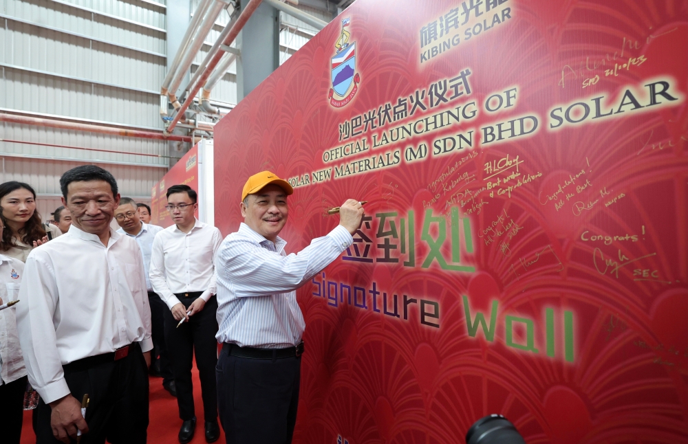 Sabah Chief Minister Datuk Seri Hajiji Noor said the boards of statutory bodies and GLCs must exercise good corporate governance from the perspective of administration and evaluation to ensure that the company and statutory bodies’ security is assured. —    Bernama pic    