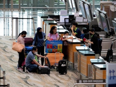 Singapore workers in demand internationally, but parents fear overseas postings will impact children's education - Vimarsana News