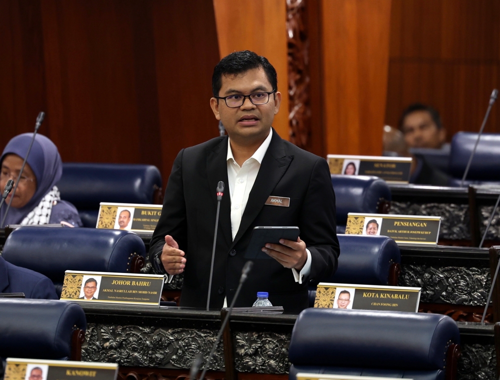 Deputy Local Government Development Minister Akmal Nasrullah Mohd Nasir said the 655 housing projects comprised 68 delayed projects, 476 problematic projects and 111 confirmed abandoned projects. — Bernama pic   