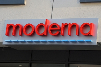 Unlike Pfizer, Moderna can meet 2023 Covid forecast, analysts say - Vimarsana News