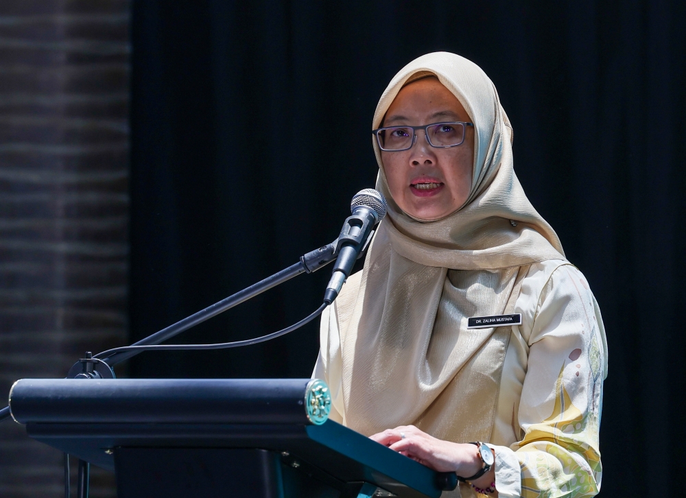 Health Minister Dr Zaliha Mustafa said that with regards to the WHO CA  and amendments to the IHR 2005, the government will not decide whether to ratify or object to the treaty before December 1. — Bernama pic