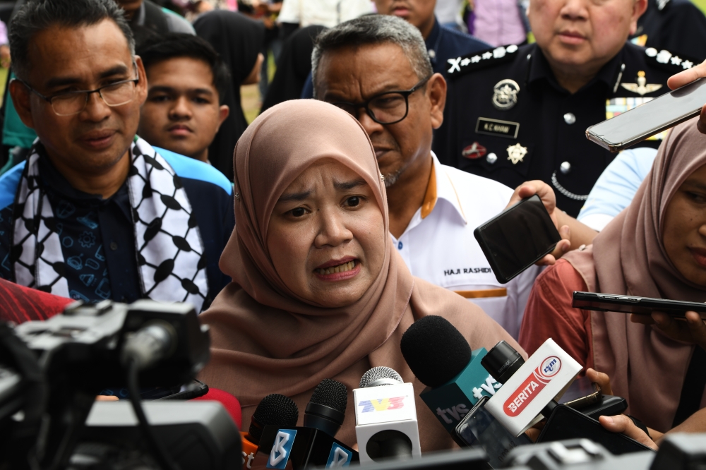 The minister said she was open to all views and criticism about the programme to be held in schools, but reiterated that these should be directed to her and not the educators. — Bernama pic
