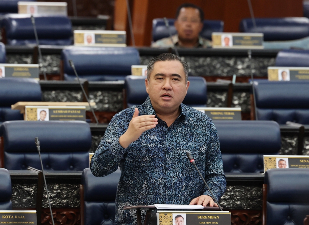 Transport Minister Anthony Loke stressed to investors that the government of the day will honour all contracts signed for infrastructure projects regardless of any future government changes. — Bernama pic