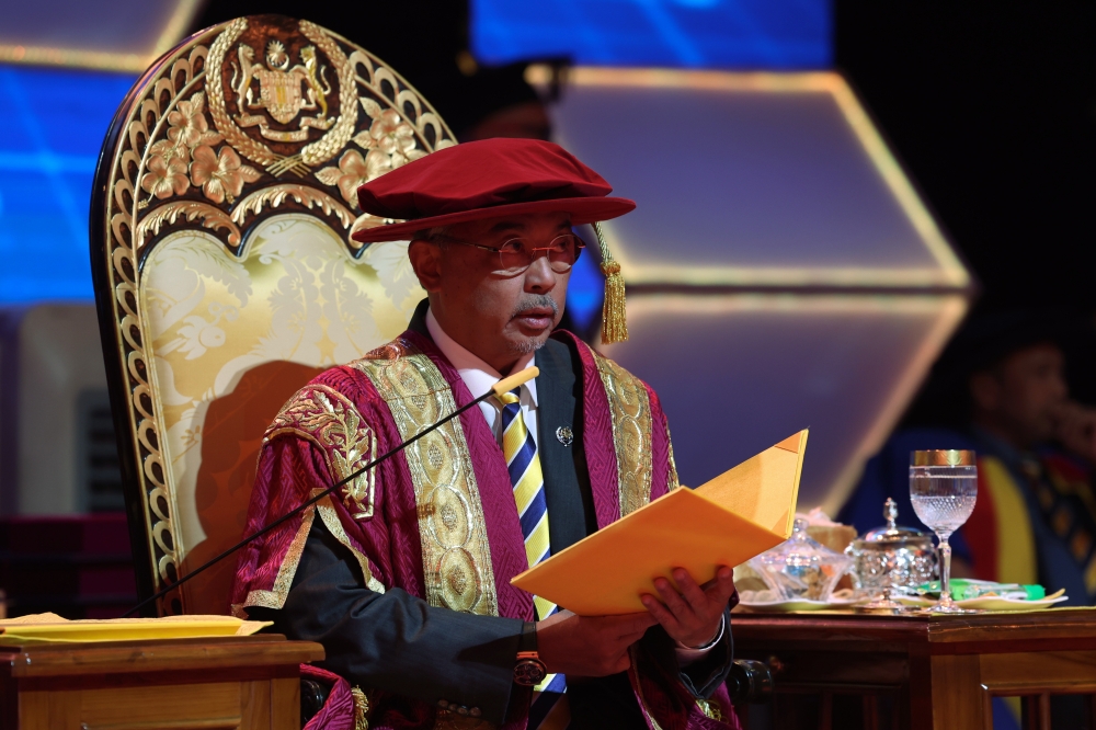 Yang di-Pertuan Agong Al-Sultan Abdullah Ri’ayatuddin Al-Mustafa Billah Shah delivers his royal address at the Universiti Kuala Lumpur 204th convocation ceremony in Kuala Lumpur October 4, 2023. — Bernama pic