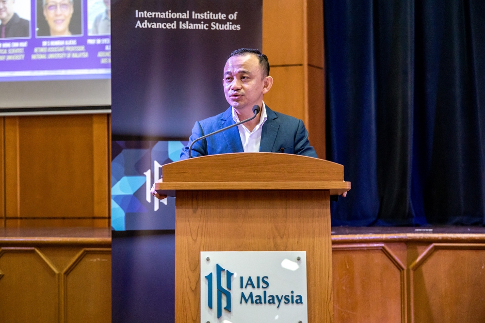 International Institute of Advanced Islamic Studies (IAIS) Malaysia Chairman Prof. Maszlee Malik speaks at Harmony Malaysia’s conference ‘Bangsa Malaysia: Myth or Reality’ in Kuala Lumpur November 4, 2023. — Picture by Firdaus Latif