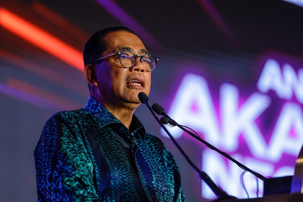 Higher Education Minister Datuk Seri Mohamed Khaled Nordin said the ministry always takes serious measures to continue to make the Malay language or Bahasa Melayu an important part of the country’s higher education agenda as it deserves to be a catalyst that triggers and drives the restoration of a good system in society.