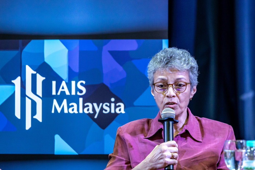 Social science scholar Sharifah Munirah Syed Hussain Alatas said that the decline in relations among Malaysians started with leadership. — Picture by Firdaus Latif