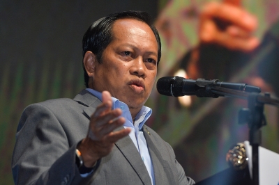Ahmad Maslan: Unfair to use ringgit-US dollar rate as sole gauge of state of economy - Vimarsana News