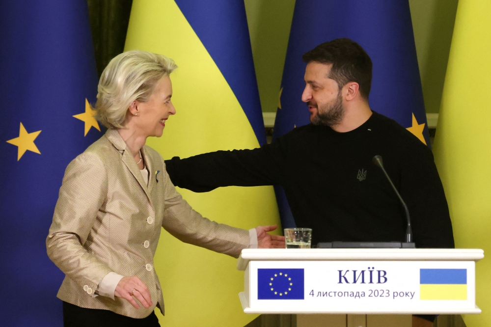 European Commission President Ursula von der Leyen and Ukraine's President Volodymyr Zelensky give a joint press conference following their talks in Kyiv on November 4, 2023, amid the Russian invasion of Ukraine. — AFP pic