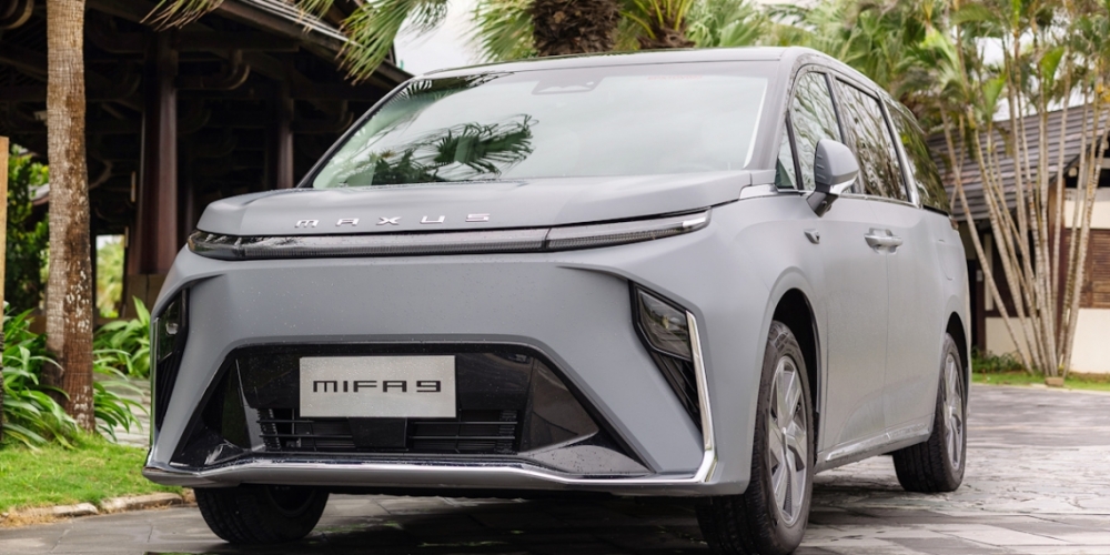 The MIFA 9 is also currently the cheapest 7-seater EV you can find in Malaysia. In general, the new MPV seems to be in a prime position to become an all-electric challenger to the popular Toyota Alphard & Vellfire. — SoyaCincau pic