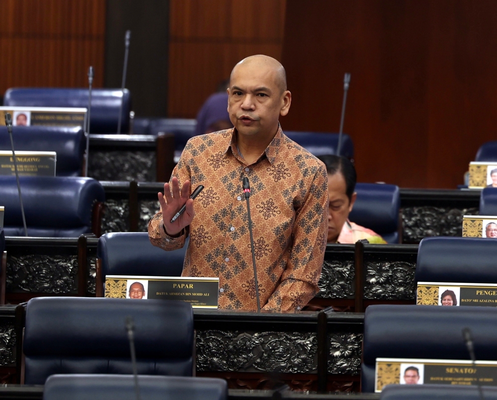 Minister in the Prime Minister’s Department (Sabah, Sarawak Affairs and Special Functions) Datuk Armizan Mohd Ali said the two programmes were the two components of the Price Standardisation Programme implemented by the Domestic Trade and Cost of Living Ministry. — Bernama pic 