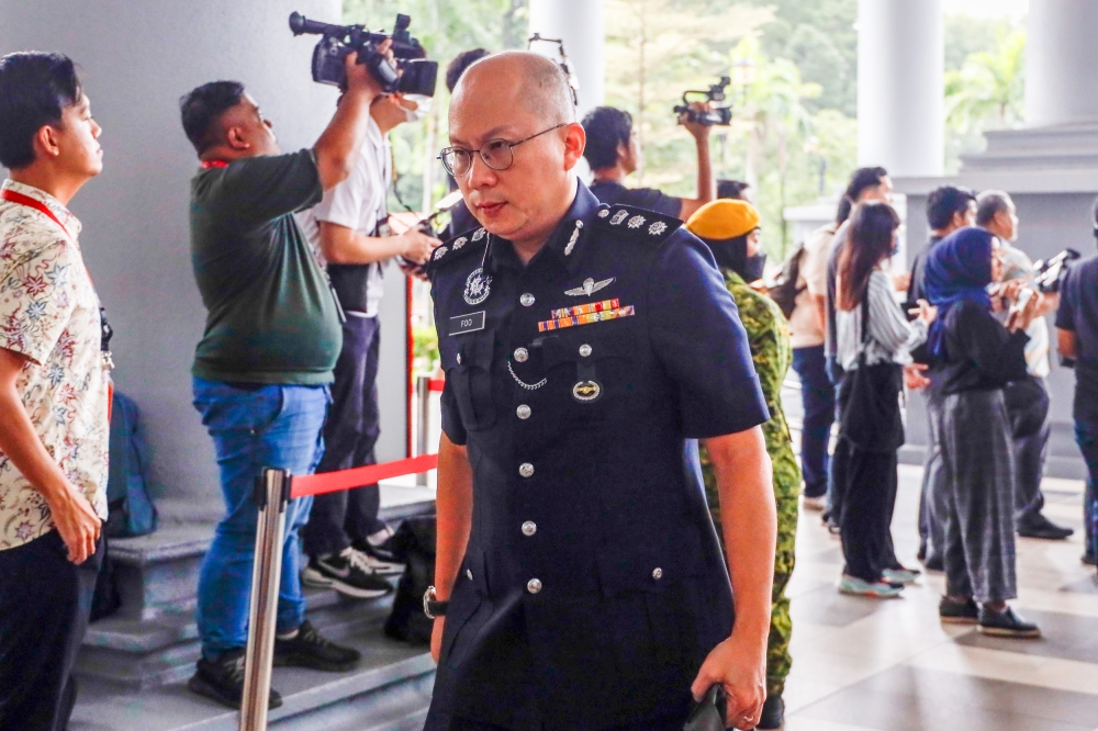 Investigating Officer Foo Wei Min is pictured at the Kuala Lumpur Court Complex, in Kuala Lumpur November 9, 2023. — Picture by Firdaus Latif