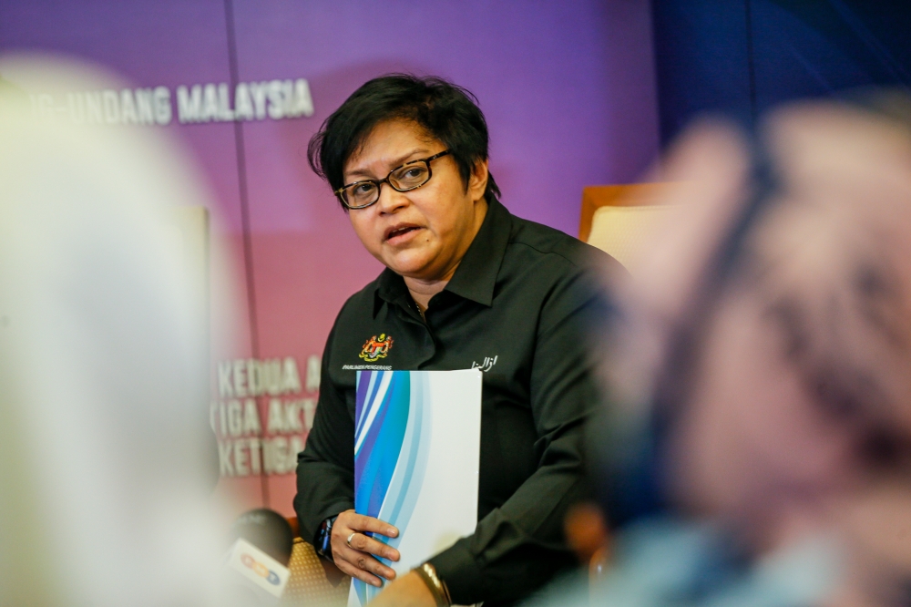 Minister in the Prime Minister’s Department (Law and Institutional Reform) Datuk Seri Azalina Othman Said said Malaysia has succeeded in preventing its diplomatic buildings in Paris, France from seizure attempts by the long-defunct Sulu sultanate’s purported heirs. — Picture by Hari Anggara