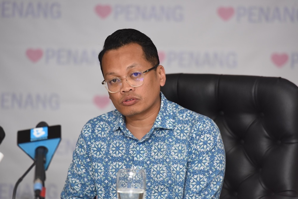 Nik Nazmi Nik Ahmad said the project will be implemented in Sungai Langat Phase 1 and Sungai Langat Phase 2 to address the flood problems affecting about 120,000 residents in the area. — Picture by Opalyn Mok