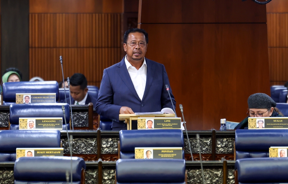 Deputy Works Minister Datuk Seri Abdul Rahman Mohamad said out of the total amount of RM9.511 billion allocated to the Works Ministry, Kelantan was the state that received the highest allocation. — Bernama pic 