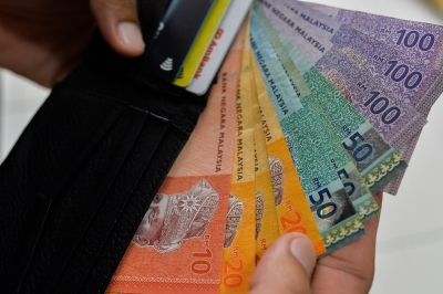 Ringgit opens slightly higher against US dollar - Vimarsana News