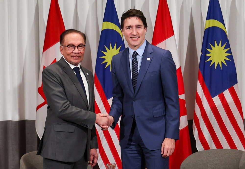 Prime Minister Datuk Seri Anwar Ibrahim had a bilateral meeting with his Canadian counterpart Justin Trudeau on the sidelines of the 30th Asia-Pacific Economic Cooperation (Apec) Economic Leaders’ Meeting in San Francisco November 18, 2023. ― Bernama pic