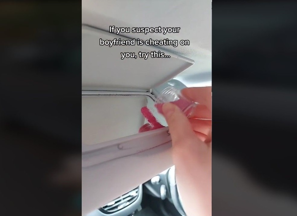 Some TikTok users have found a new ‘use’ for glitter powder. — Picture via TikTok/chrissy.j.xx