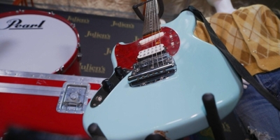 Guitar from Kurt Cobain’s last tour fetches over US$1.5m