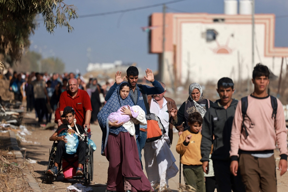 The World Health Organization said today it had led an assessment mission to Al-Shifa hospital in Gaza City and determined it was a death zone, urging a full evacuation. — AFP pic